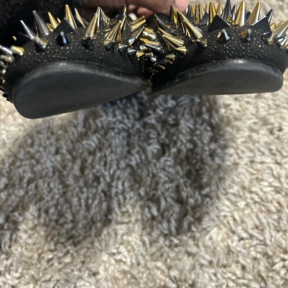 Men’s Shoes - Picture 6 of 7